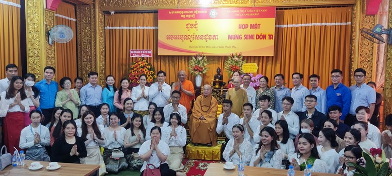 Quận 3 Chùa Candaransi họp mặt truyền thống nhân dịp Lễ hội Pchum Ben Sene Đôn Ta cổ truyền của đồng bào Khmer