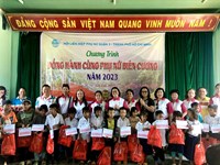 Hội Liên hiệp Phụ nữ Quận 3 Đồng hành cùng phụ nữ biên cương tại tỉnh Gia Lai