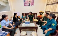 Lực lượng vũ trang LLVT Quận 3 thăm, phụng dưỡng Mẹ Việt Nam anh hùng dịp 27 7