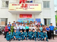 PHƯỜNG 1 TỔ CHỨC LỄ RA QUÂN ĐỘI HÌNH CHUYỂN ĐỔI SỐ CỘNG ĐỒNG