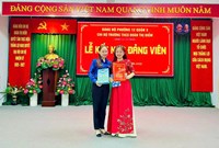 PHƯỜNG 12 LỄ KẾT NẠP ĐẢNG VIÊN