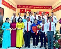 ĐẢNG BỘ CÔNG TY TNHH MTV DỊCH VỤ CÔNG ÍCH QUẬN 3 CHI BỘ 2 LỄ KẾT NẠP ĐẢNG VIÊN MỚI – ĐỒNG CHÍ DƯƠNG NGỘ XUÂN