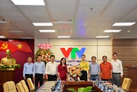 Lãnh đạo Quận 3 thăm, chúc mừng các cơ quan báo chí